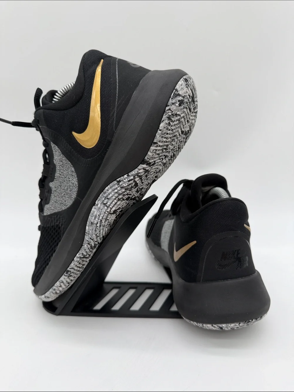 NIKE Air Precision II NBK Black/Metallic Gold B-Ball Trainer Mens 7.5 AA706-090